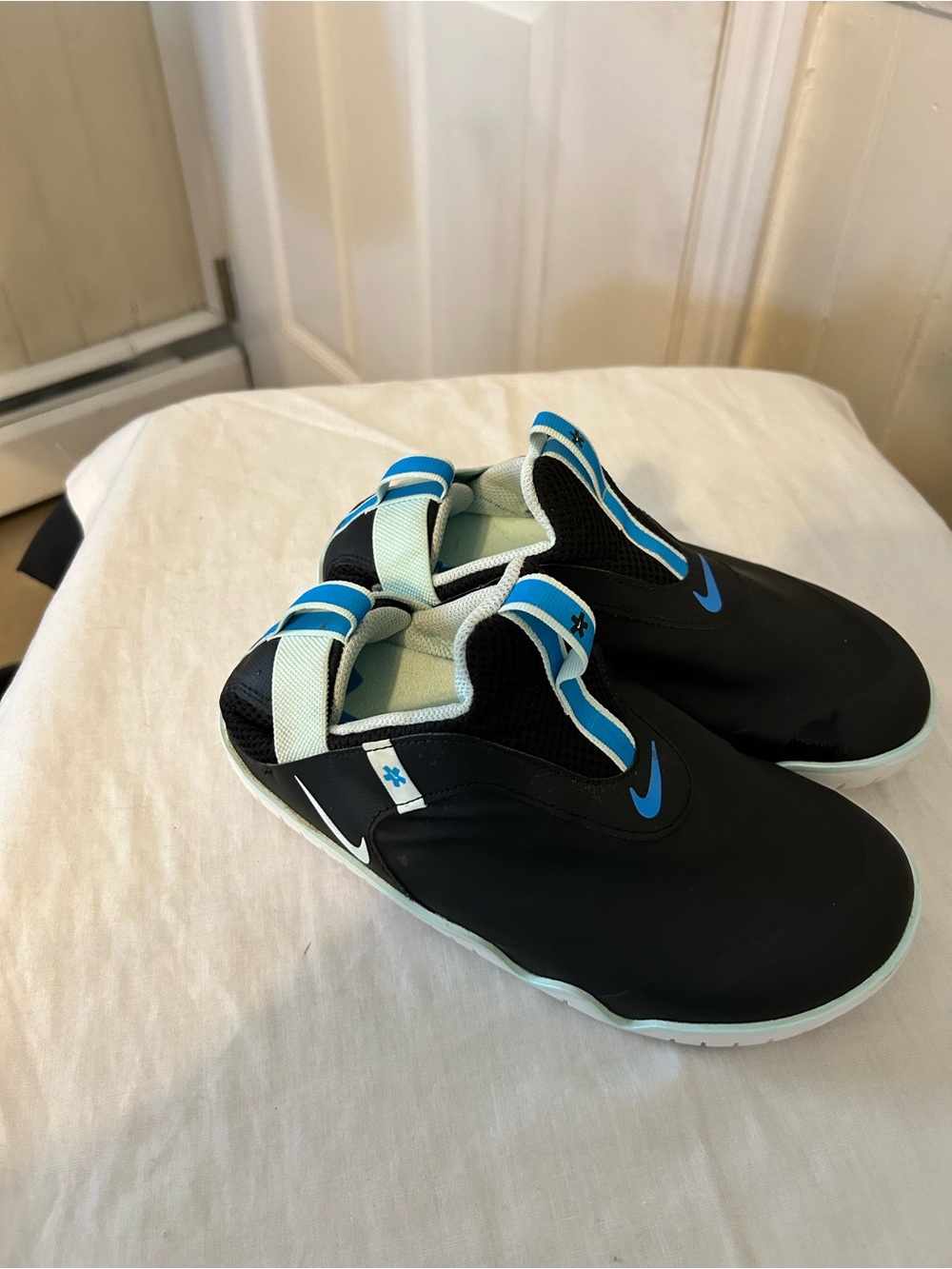 Nike Air Zoom Pulse Medical Nursing Shoes/Woman’s 6.5/Men’s 5